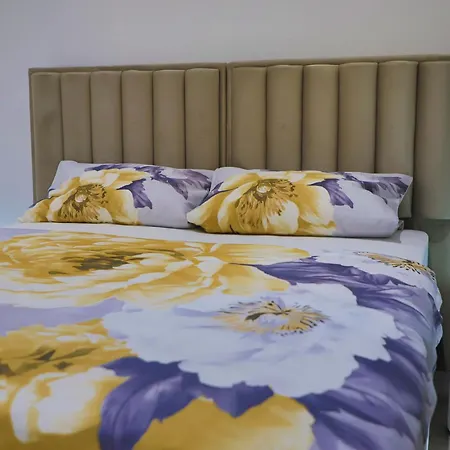 Casa Dellˇ Semesterbostad Bihać